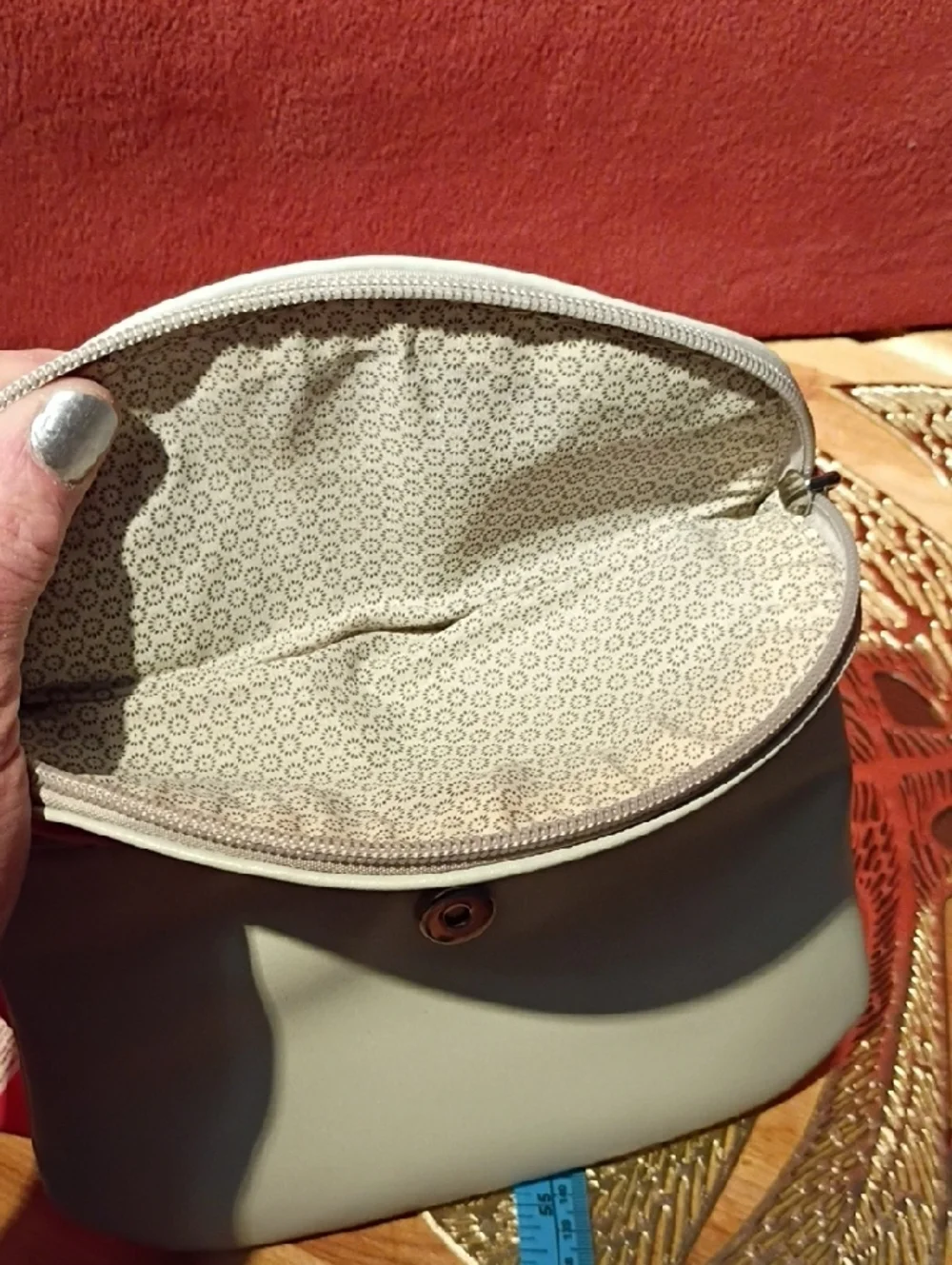 Catherine Malandrino Cream Faux Leather Wristlet Clutch